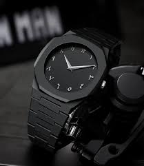Aura Black Watch